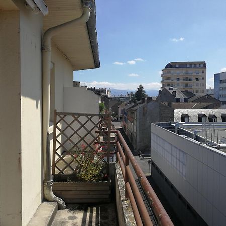 Appartement T4 Lumineux Avec Balcon - 3Eme Etage Sans Ascenseur Tarbes Buitenkant foto