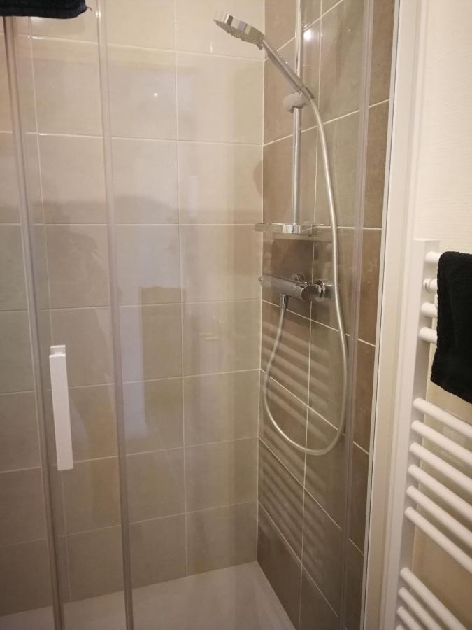 Appartement T4 Lumineux Avec Balcon - 3Eme Etage Sans Ascenseur Tarbes Buitenkant foto