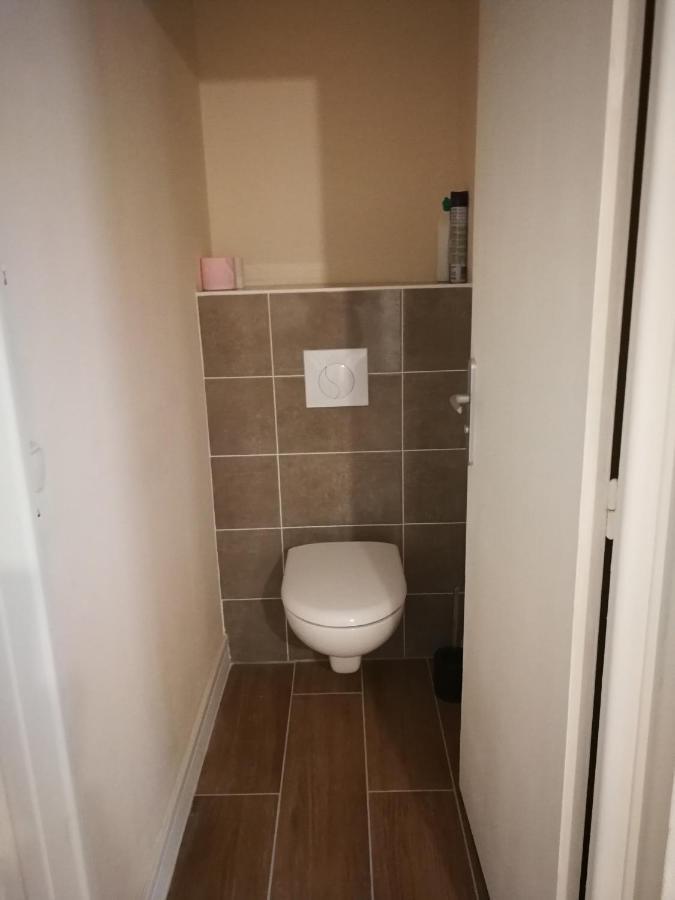 Appartement T4 Lumineux Avec Balcon - 3Eme Etage Sans Ascenseur Tarbes Buitenkant foto